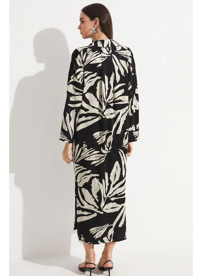 JUNE Printed Maxi Dress