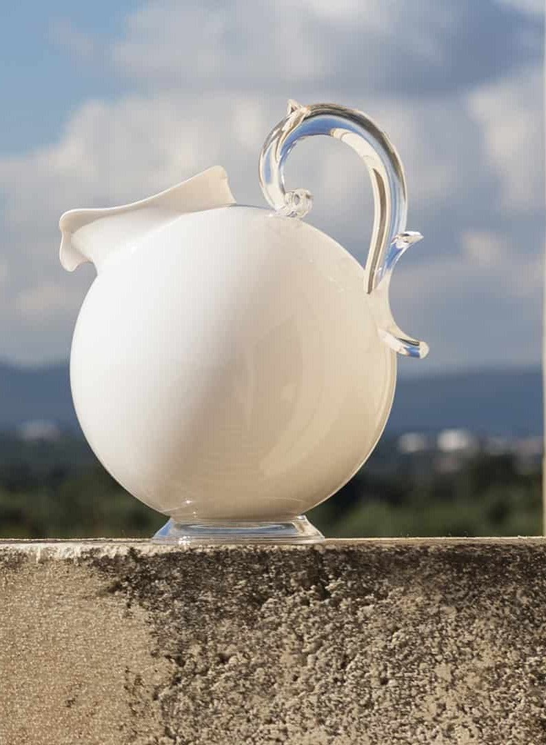 Baci Milano Acrylic Jug 2.25L – Luxury BPA-Free Pitcher for Water, Juice & Milk – Unbreakable Italian-Design Water Jar with Ornate Handle – Dishwasher Safe (White) - Image 2