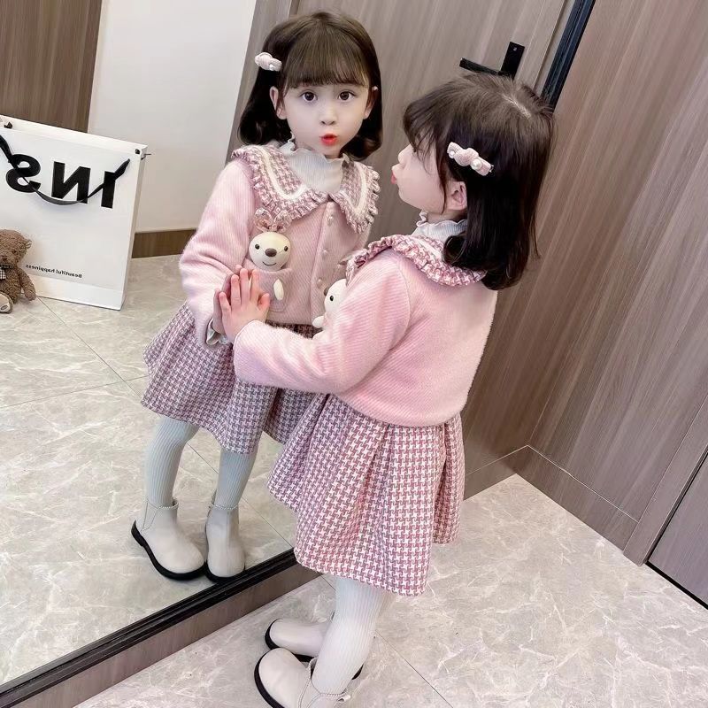 Baby Doll Collar Girl Sweet and Stylish Princess Dress Vest Dress 2024 Autumn and Winter Girls Plaid Dress Jacket Two Pieces Pink