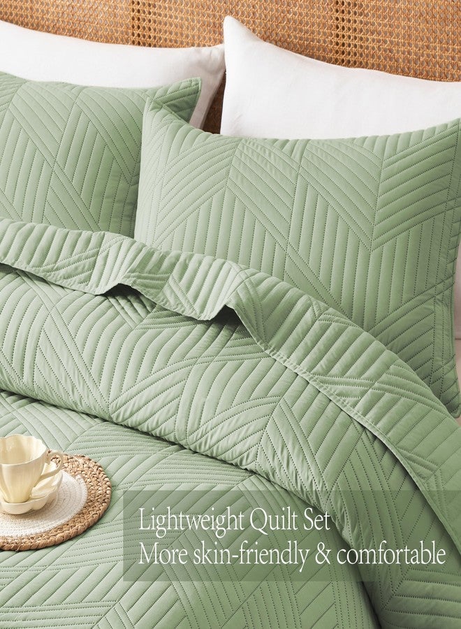 Davulos Queen Quilt Bedding Set,Sage Green Ultrasonic Full/Queen Quilt Set Reversible Microfiber Bedspread,Lightweight Soft Modern Geometric Coverlet Set for All Seasons(1 Quilt,2 Pillow Shams) - Image 5