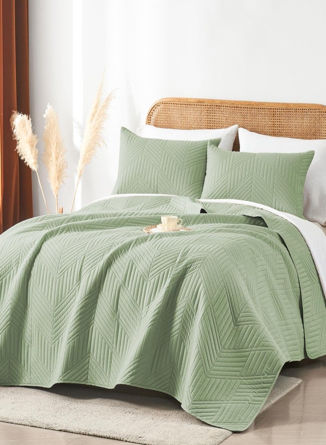 Davulos Queen Quilt Bedding Set,Sage Green Ultrasonic Full/Queen Quilt Set Reversible Microfiber Bedspread,Lightweight Soft Modern Geometric Coverlet Set for All Seasons(1 Quilt,2 Pillow Shams) - Image 2