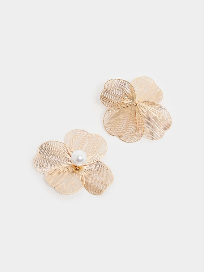 Styli Styli Floral Oversize Earrings  - Image 3