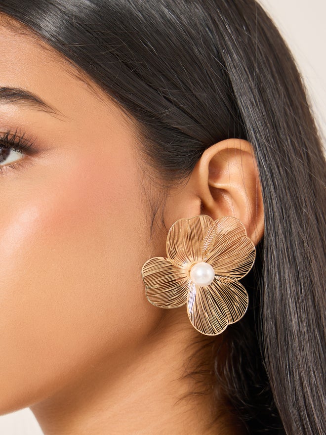 Styli Styli Floral Oversize Earrings  - Image 2