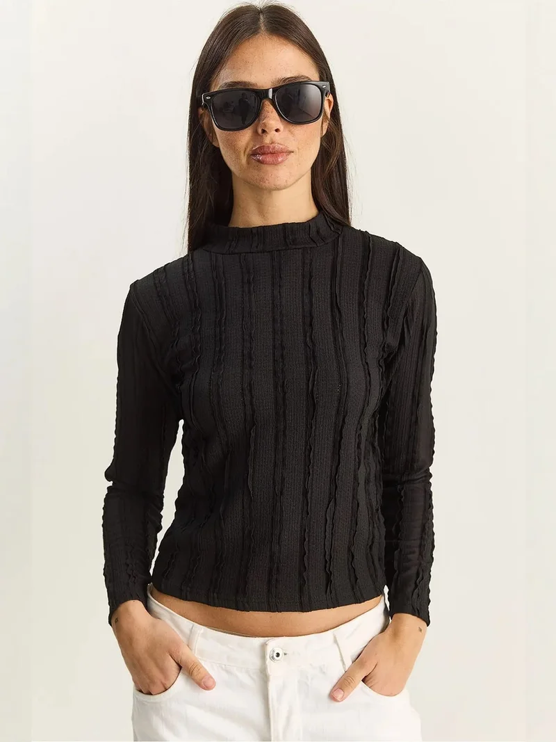 LUCCI Half Turtleneck Long Sleeve Cotton Blouse