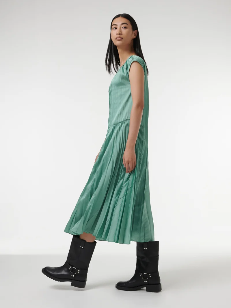 leem Maxi Pleated Dress