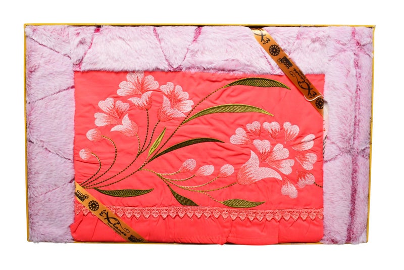 Bed Sheet Set, Sheet 240x260 cm, Pillow 160x45 cm, 2 Pillowcases 60x75 cm, Velvet - Fuchsia - Image 1