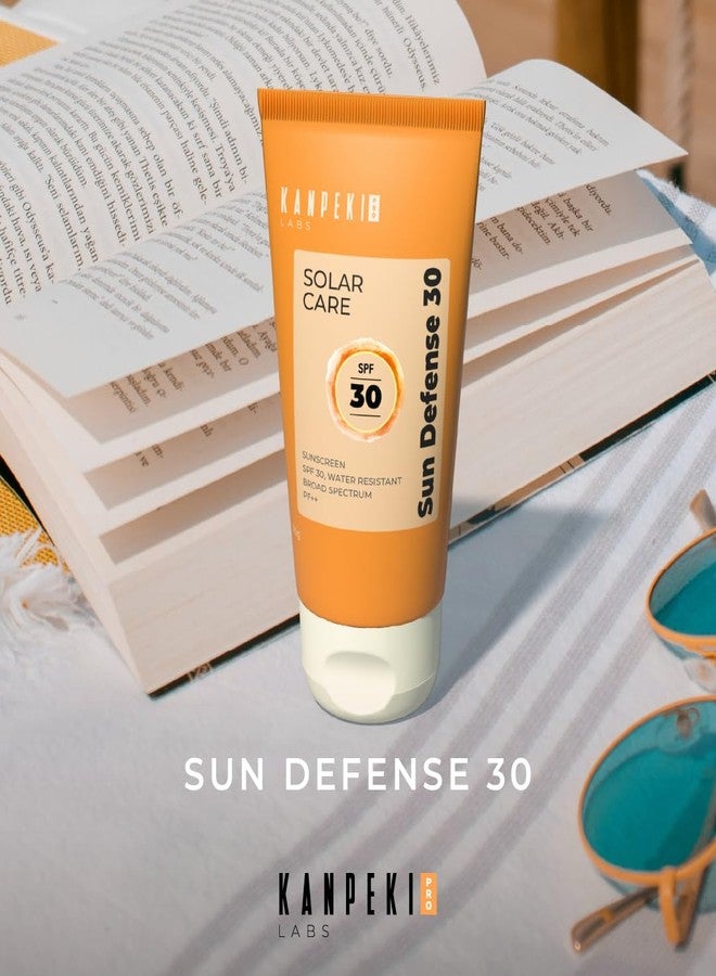 في احسن الاحوال واقي الشمس اليومي الخفيف من كانبيكي صن ديفنس بعامل حماية 30 SPF PA++ للوجه والرقبة، حماية واسعة النطاق من الأشعة فوق البنفسجية UVA/UVB، مرطب، غير دهني ومقاوم للماء مع خلاصة الصبار والليمون والزنك - 60 غرام - Image 5