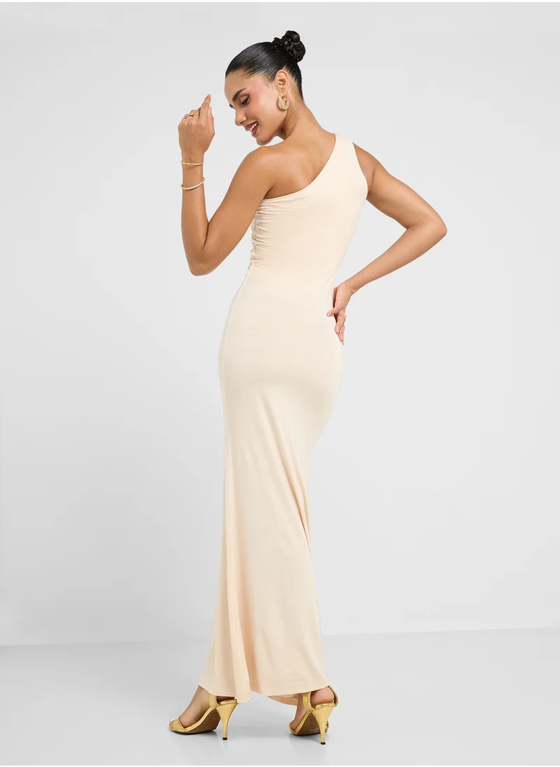 جينجر Assymetric Shoulder Cutout Detail Maxi Dress