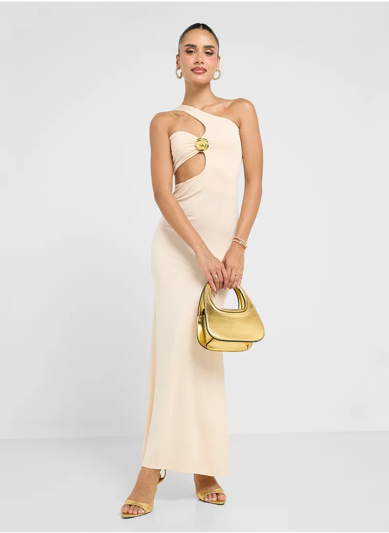 جينجر Assymetric Shoulder Cutout Detail Maxi Dress