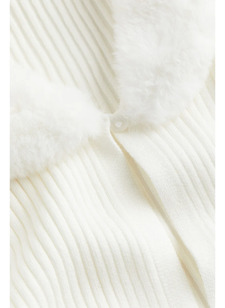 اتش اند ام Fluffy Collared Cardigan