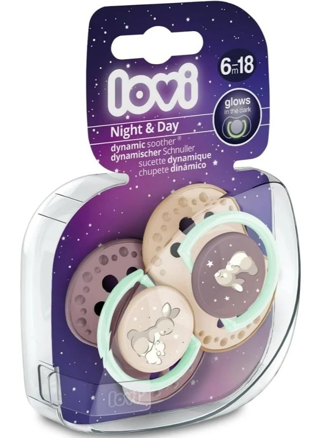 LOVI Night & Day Silicone Dynamic Soother 6-18m Girl x2 - Image 4