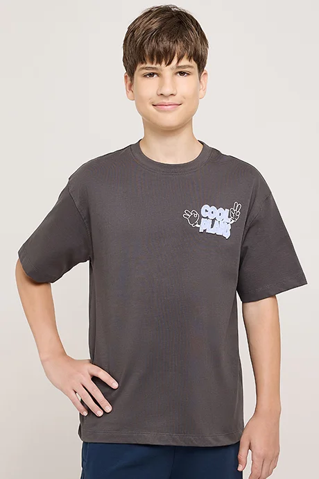 أر أند بي Printed T-Shirt with Crew Neck and Short Sleeves