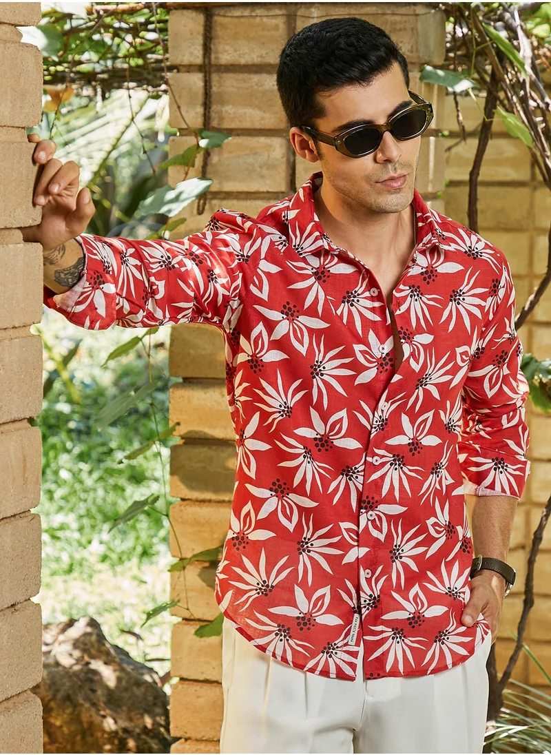 كامبوس سوترا Campus Sutra Men's Scarlet Red Florencia Regular Shirt For Casual Wear | Spread Collar | Long Cuffed Sleeves | Button Closure | Shirt Crafted With Comfort Fit For Everyday Wear