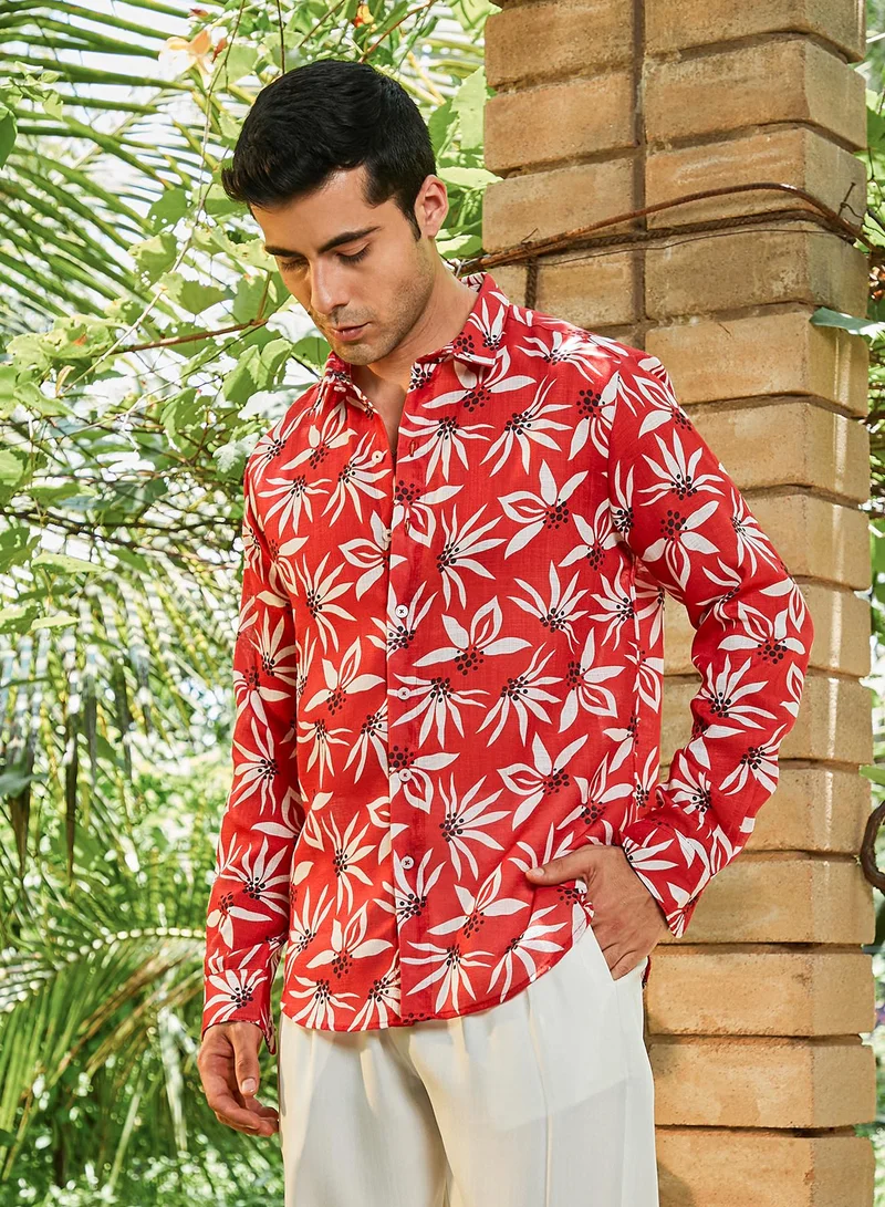 Campus Sutra Campus Sutra Men's Scarlet Red Florencia Regular Shirt For Casual Wear | Spread Collar | Long Cuffed Sleeves | Button Closure | Shirt Crafted With Comfort Fit For Everyday Wear