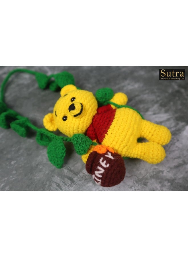 سوترا لعبة محشوة على شكل ويني ذا بوه من سوترا | لعبة دب العسل المصنوعة يدويًا | دب العسل المحشو مع وعاء عسل | هدية دب العسل المصنوعة يدويًا | ألعاب ناعمة مقاس 5 × 3.5 بوصة للأطفال البنات والأولاد - Image 1
