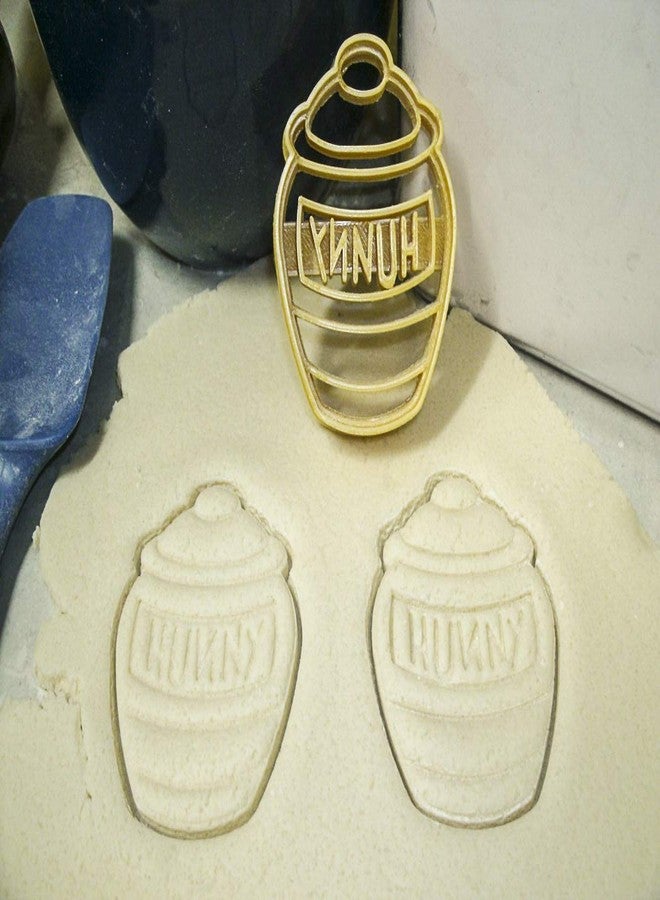 YNGLLC WINNIE THE POOH ADVENTURE THEME BALLOON HUNNY HONEY POT SET OF 4 COOKIE CUTTERS MADE IN USA PR1064 - Image 4