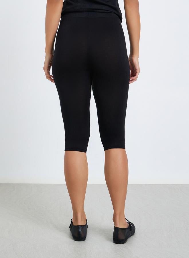 Styli Women Black Solid Capri Leggings - Image 4