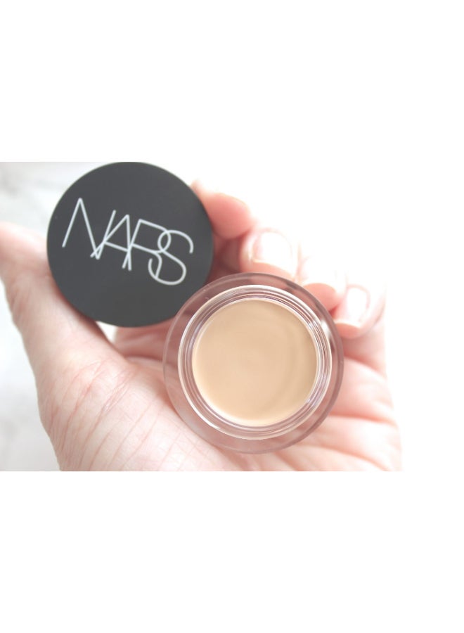 NARS Soft Matte Complete Concealer Custard Medium 1 - Image 4