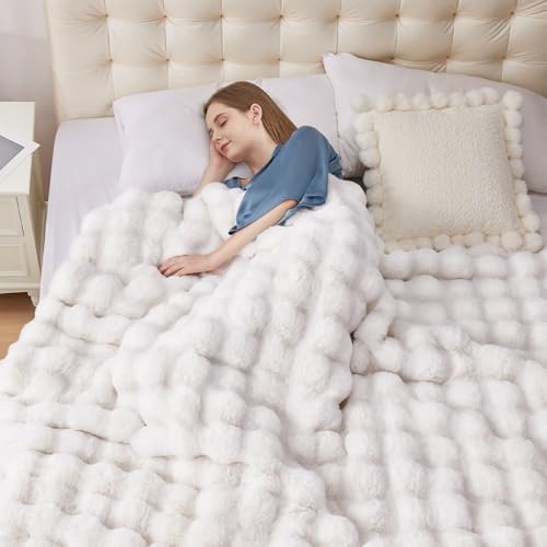 Anysay Faux Fur Throw Blanket, 1000GSM Fluffy Soft Bubble Blanket for Couch Bed, Cozy Plush Warm and Thick Blanket, Fuzzy Rabbit Throw for Living Room Bedroom 50''*60'' White - Image 3