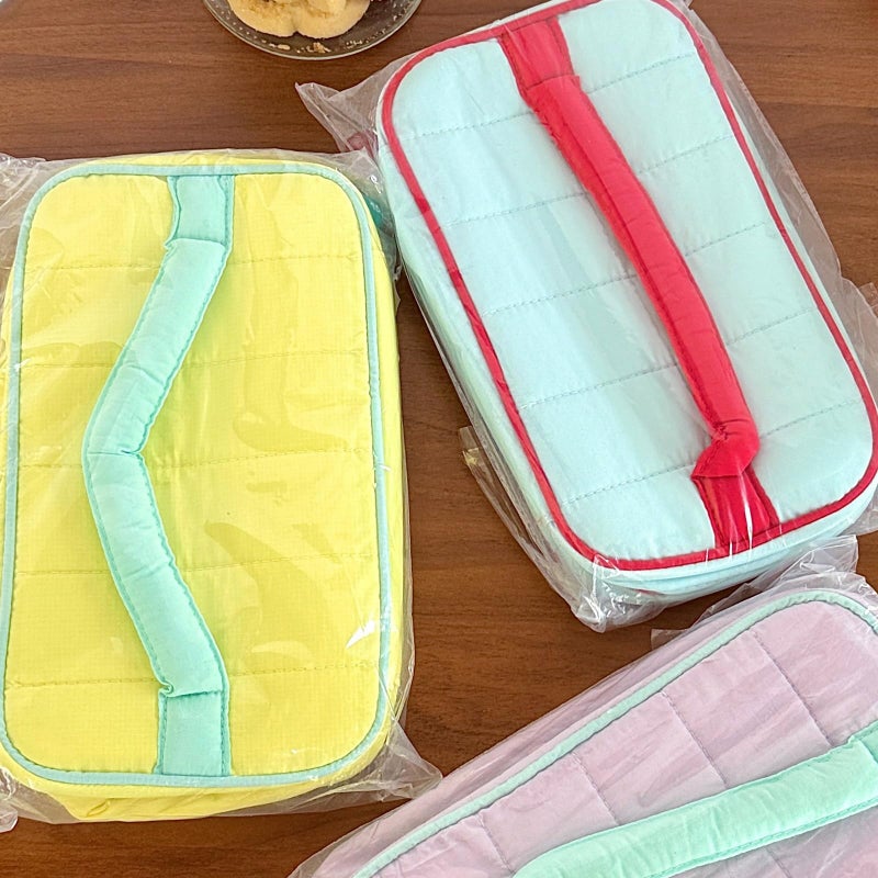 Large Capacity Green Travel Makeup Bag with Multiple Compartments for Long Trips - Image 3