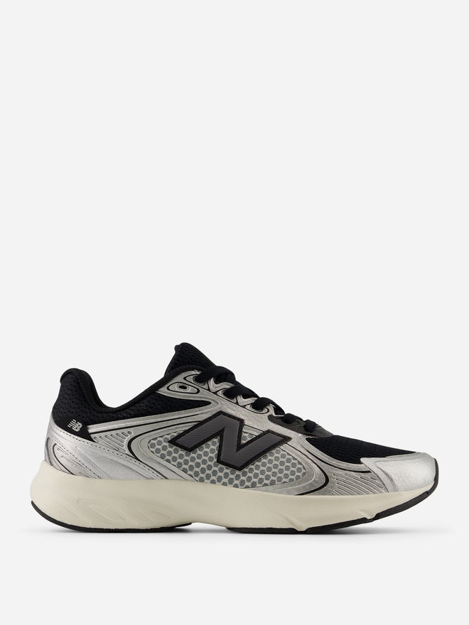 New Balance Amaste Shoes - Image 1