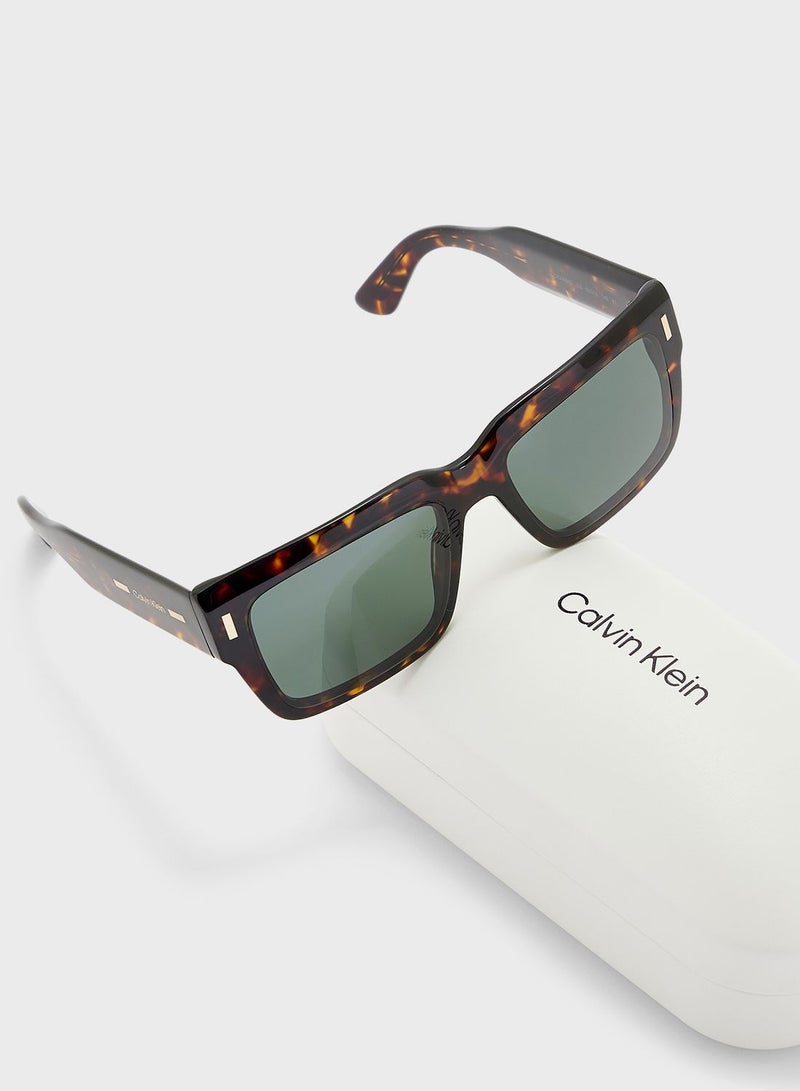 كالفن كلاين نظارات شمسية واي فيرر - Image 5