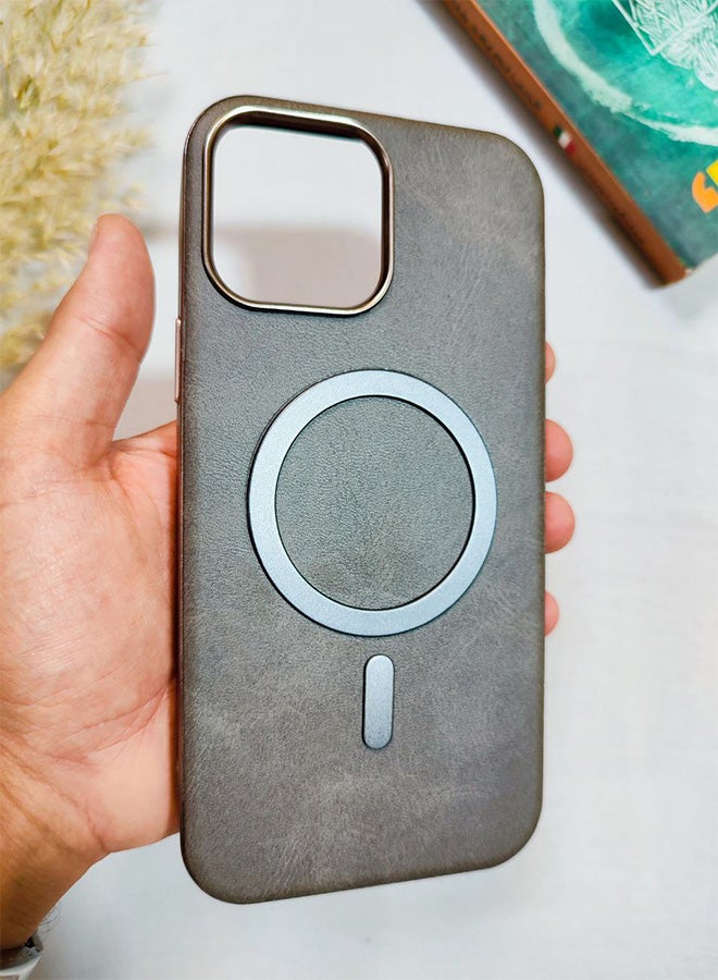 جراب جلد متوافق مع هاتف ايفون 13 برو ماكس، يدعم الشحن اللاسلكي ماج سيف، غطاء مقاوم للصدمات، مصنوع من الجلد الفاخر يكتسب مظهرًا طبيعيًا بمرور الوقت، واقي الكاميرا المرتفع يحمي مجموعة العدسات، مع بطانة داخلية، لهاتف ايفون 13 برو ماكس - رمادى - Image 4