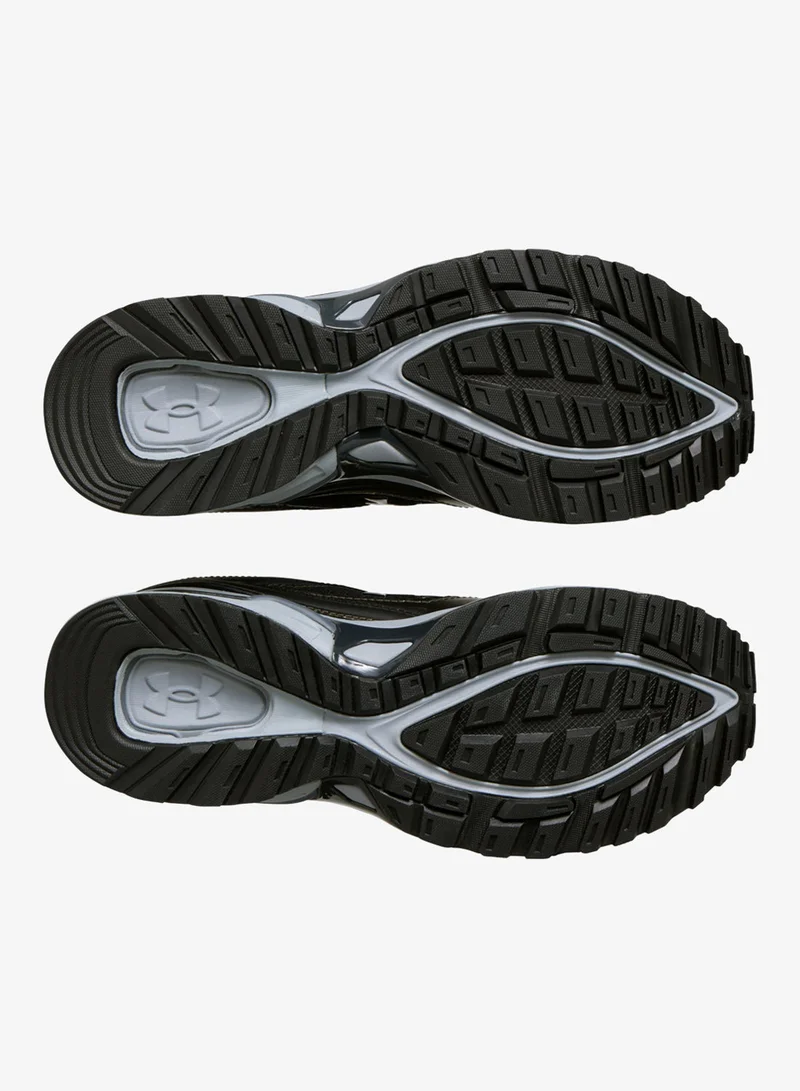 UNDER ARMOUR  Hovr Apparition Rtrftr Tc for Men | Best Price UAE