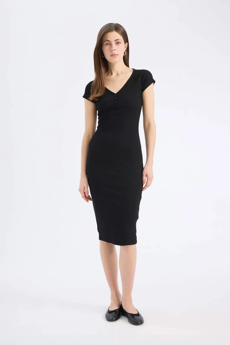 ديفاكتو Bodycon V-Neck Camisole Midi Dress