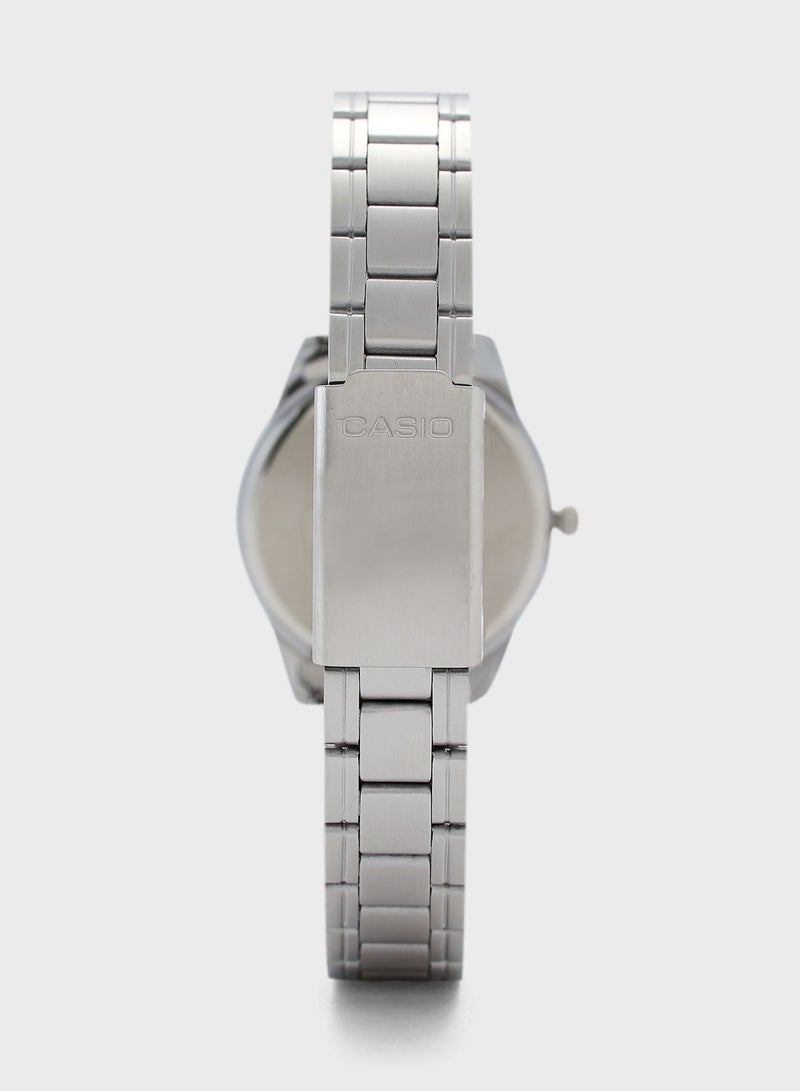 CASIO Steel Strap Analog Watch - Image 3