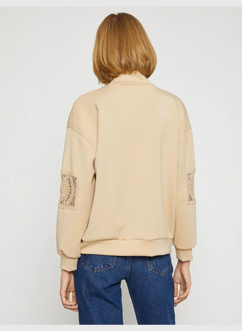 كوتون High Neck Sweatshirt Crochet Detail