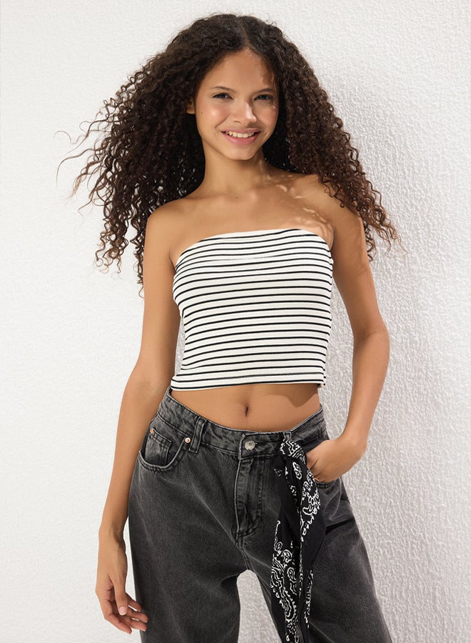 trendyol Black-White Fitted Flexible Knit Crop Bustier - Image 2