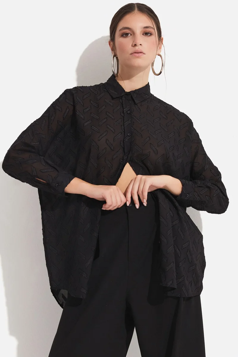 جون Women's Exclusive Oversize/loose Cut Self-Patterned Shirt