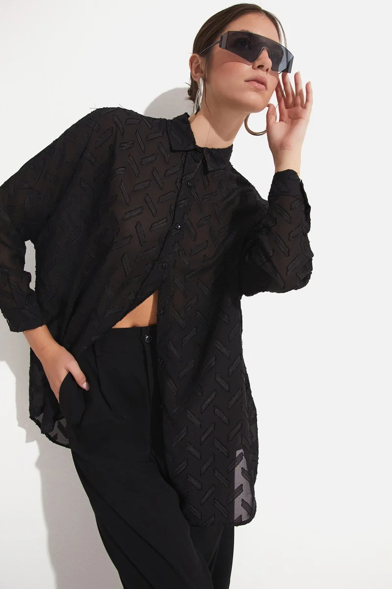 جون Women's Exclusive Oversize/loose Cut Self-Patterned Shirt