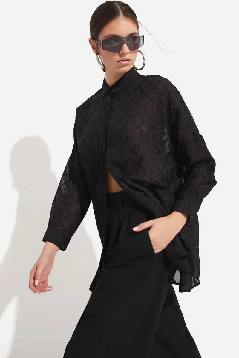 جون Women's Exclusive Oversize/loose Cut Self-Patterned Shirt