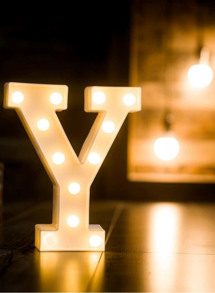 مخطوطات أضواء الحروف الأبجدية LED تضيء الحروف البلاستيكية الدائمة المعلقة Y (8.66 بوصة × 6.88 بوصة × 1.7 بوصة) - Image 4