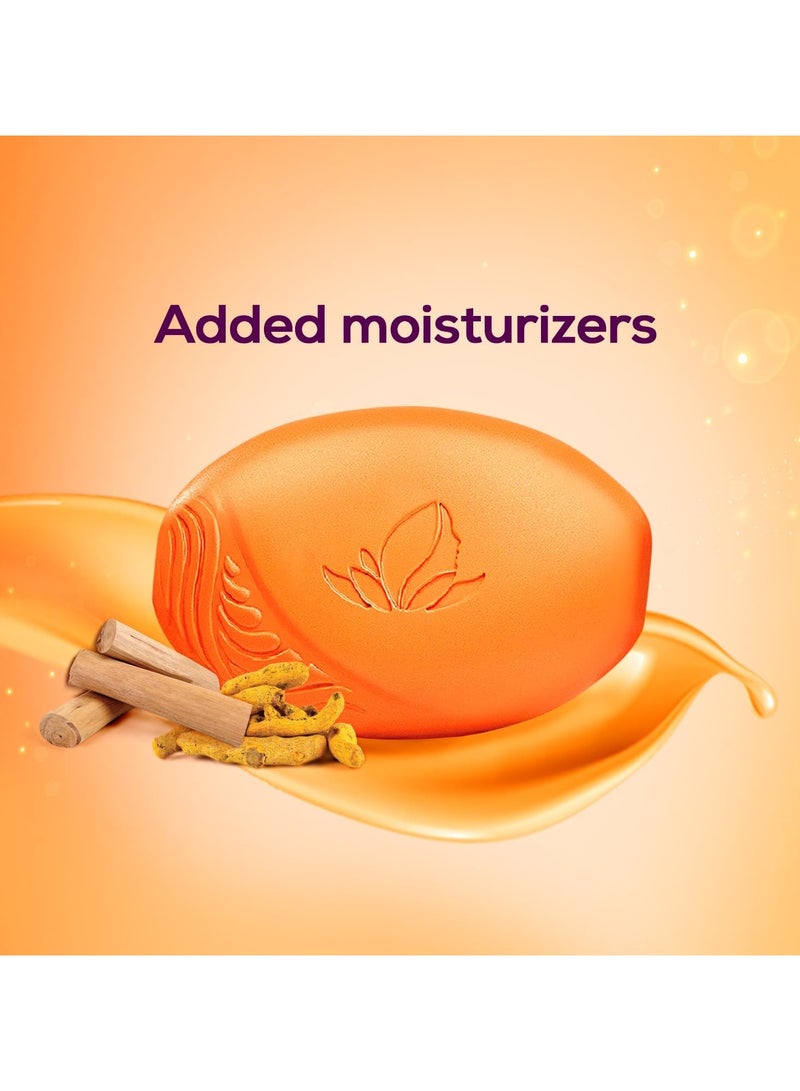 سانتور صابون استحمام بخلاصة الصندل والكركم المرطب للبشرة بخصائص مغذية ومضادة للشيخوخة | للبشرة الناعمة والناعمة والشباب | لجميع انواع البشرة | عبوة من 4 قطع 125 غرام - Image 4