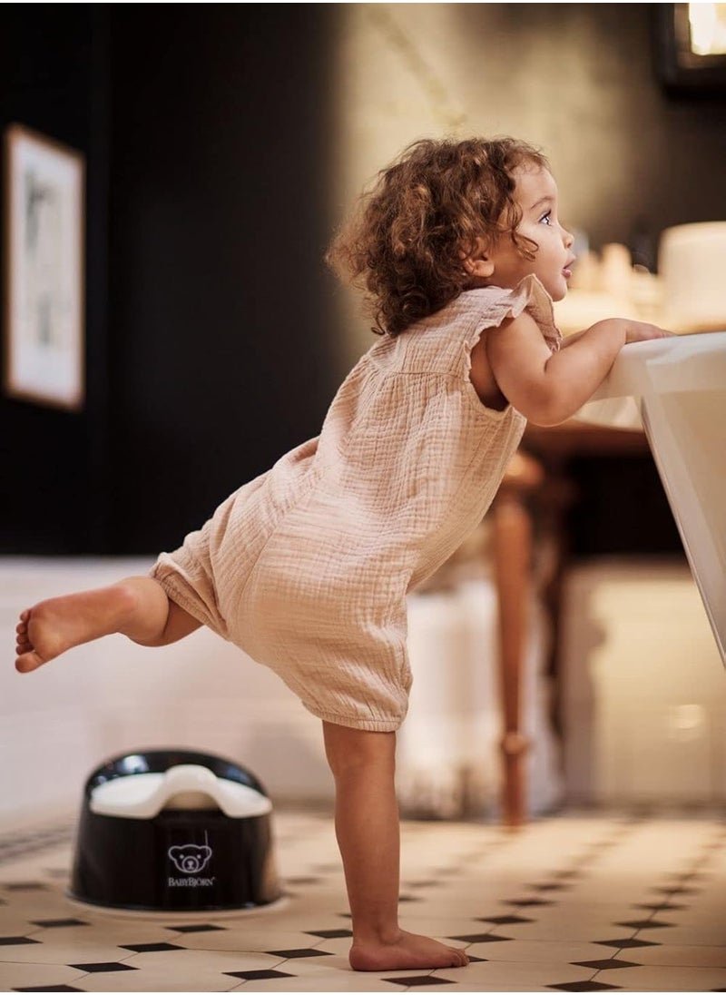 BABYBJORN - BABYBJÖRN Smart Potty – Compact, Comfortable, and Easy to Clean - Image 1