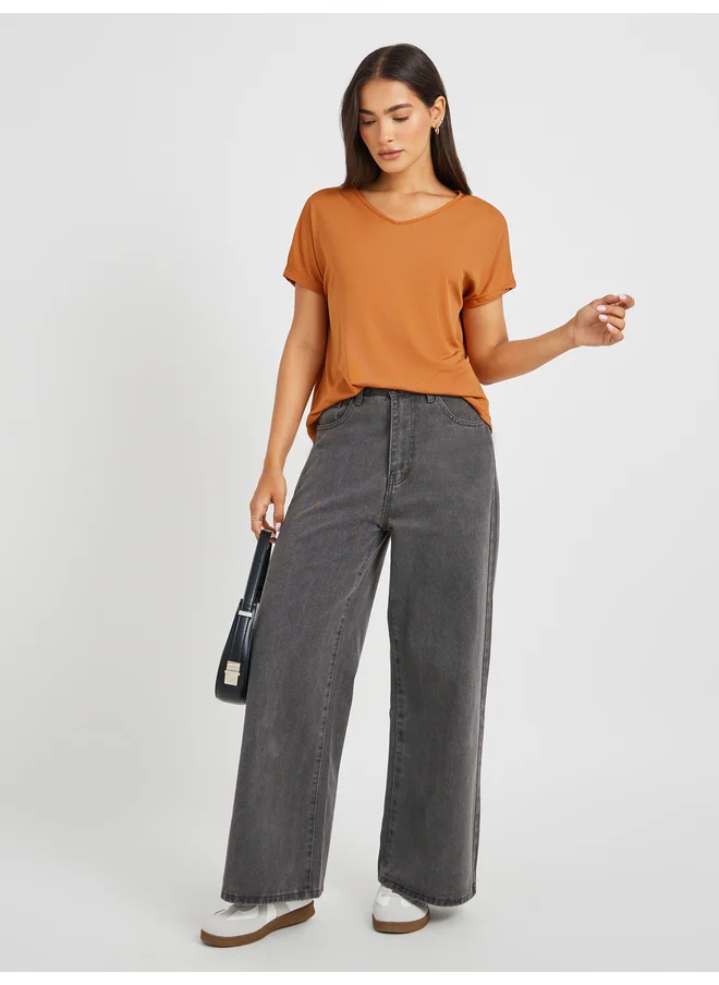 ستايلي Styli Solid Regular Fit V-Neck T-Shirt