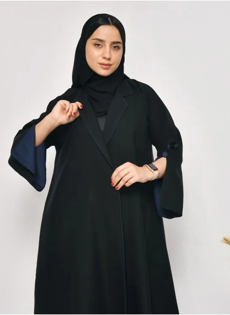 lamha abaya Lam J Abaya - Black with open sleeves and navy lined buttons