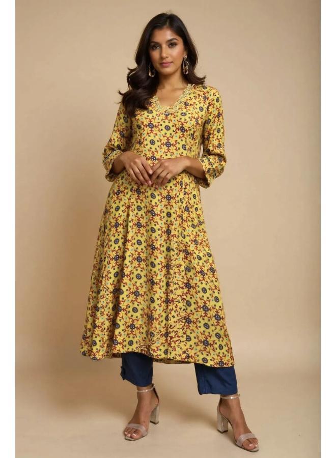 trueBrowns Lime Pink Floral Print A-line Glass Neck Kurta Set - Image 2