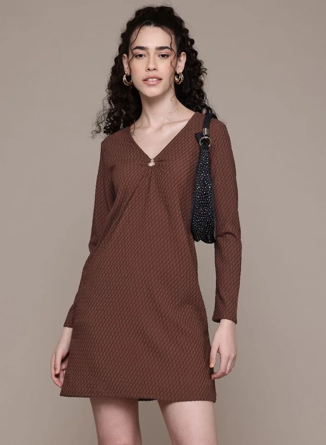 Women Fit and Flared Textured V-Neck Long Sleeve Shift Dress