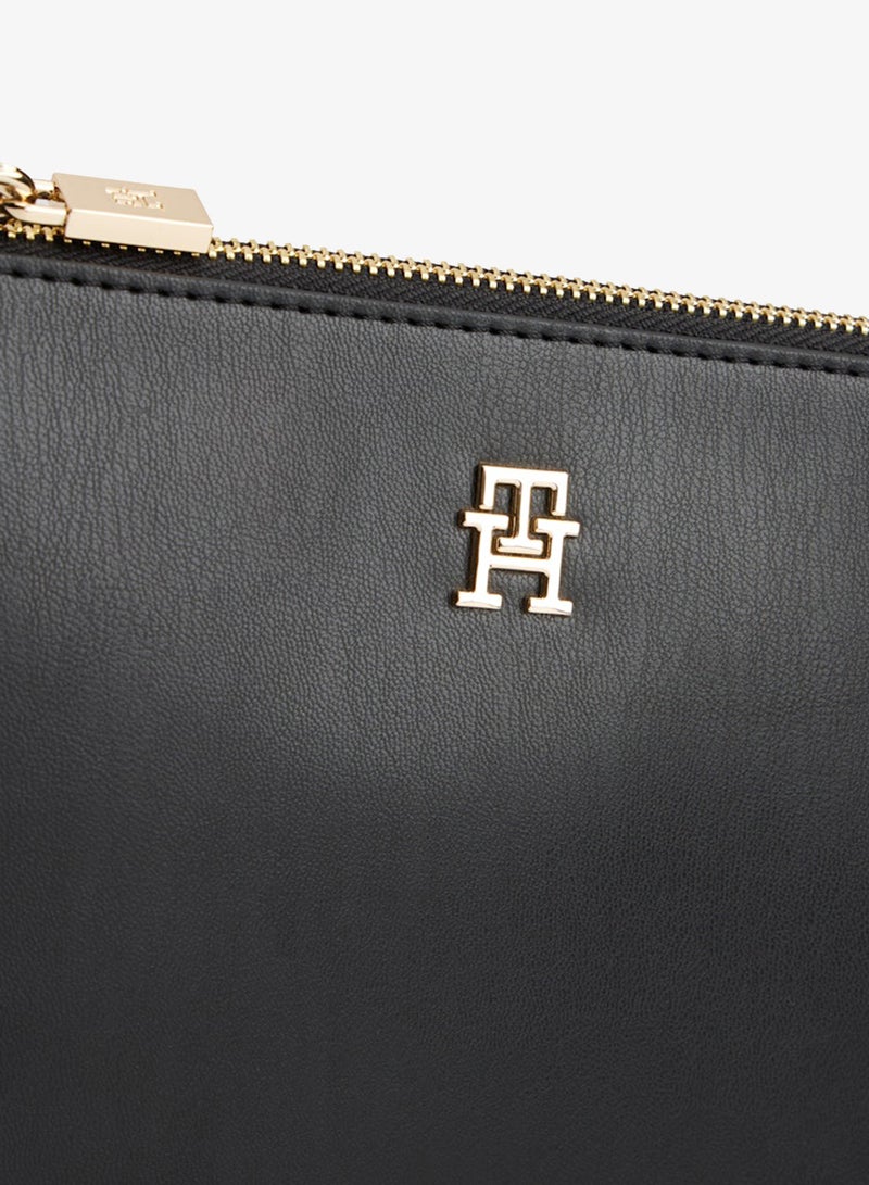 TOMMY HILFIGER Chain Strap Convertible Shoulder Bag - Image 4