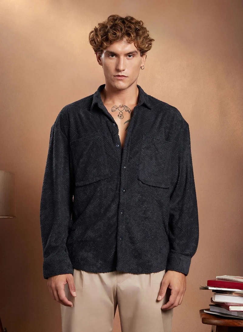 Campus Sutra Campus Sutra Men's Midnight Black Axisline Utility-Relaxed Shirt For Casual Wear | Spread Collar | Long Cuffed Sleeves | Button Closure | Shirt Crafted With Comfort Fit For Everyday Wear