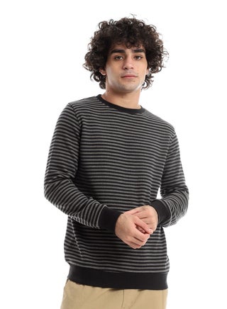 Mens Round Neck Stripped Sweatshirt