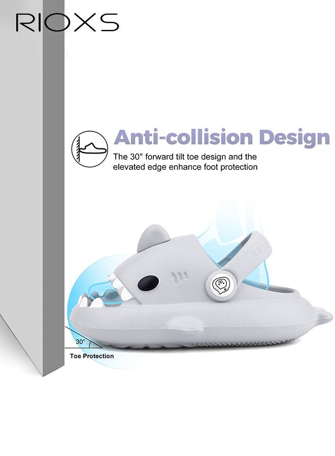 ريوكس أحذية شارك كلاود سلايدز للأطفال، صنادل مفتوحة من الأمام للأولاد والبنات، نعال حمام مريحة بوسادة سميكة ونعل سميك، صنادل استحمام سريعة الجفاف ومضادة للانزلاق للأطفال الصغار من الجنسين، نعال شاطئ وحمام سباحة ومنزلية للأطفال الصغار من البنات والأولاد - رمادي - Image 5