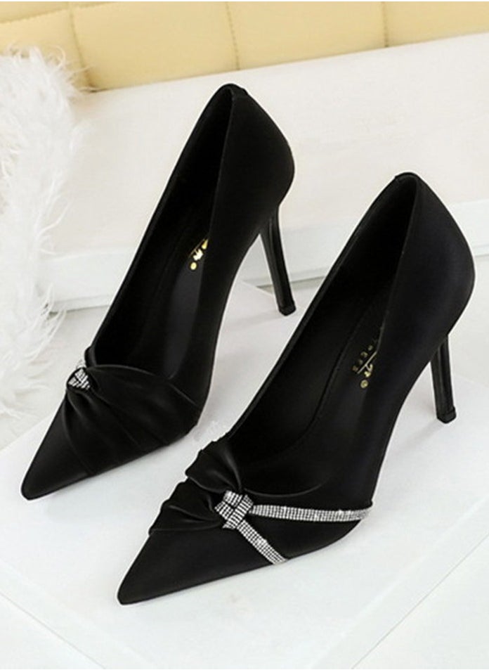 BIGTREE Women's Closed Pointed Toe Stiletto Pump Rhinestone Bowknot Decoration High Heels Black 10 CM  - Image 1