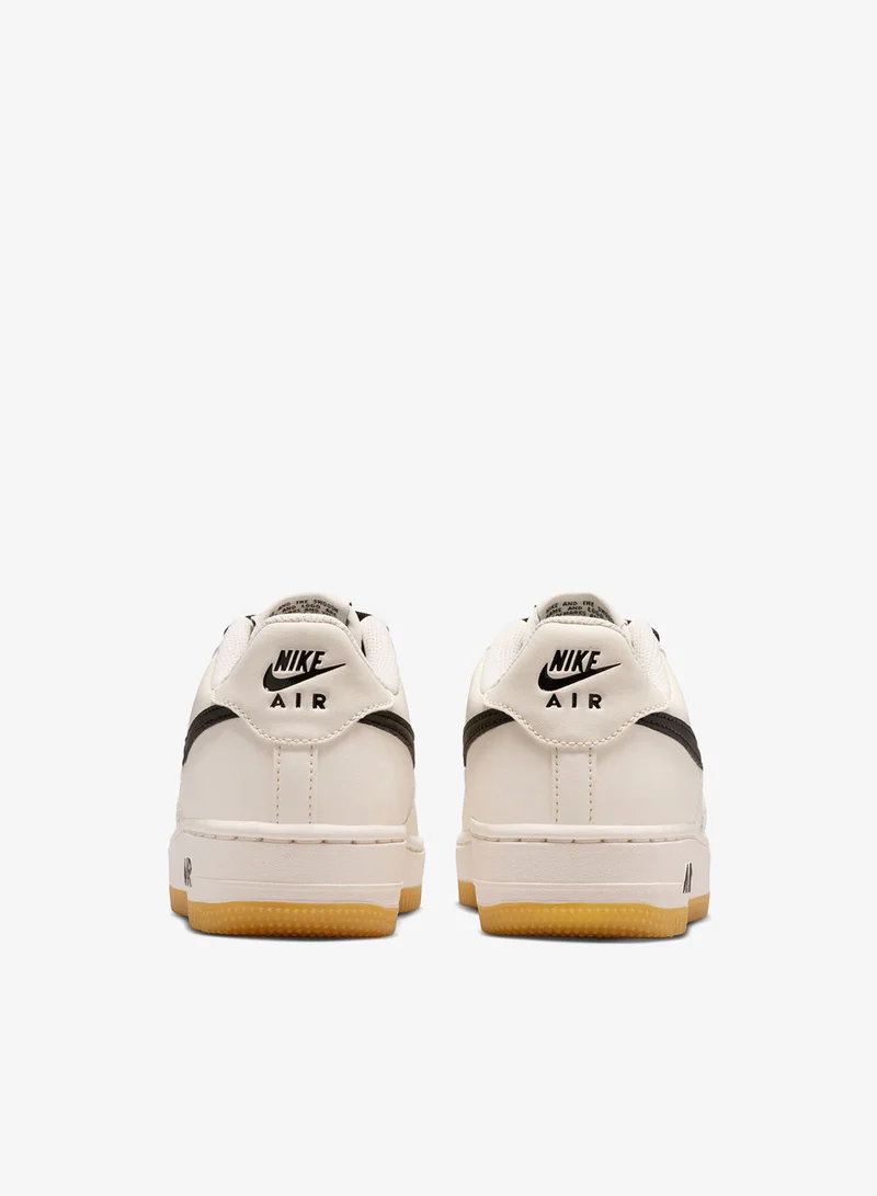 Nike Nike Air Force 1 LV8