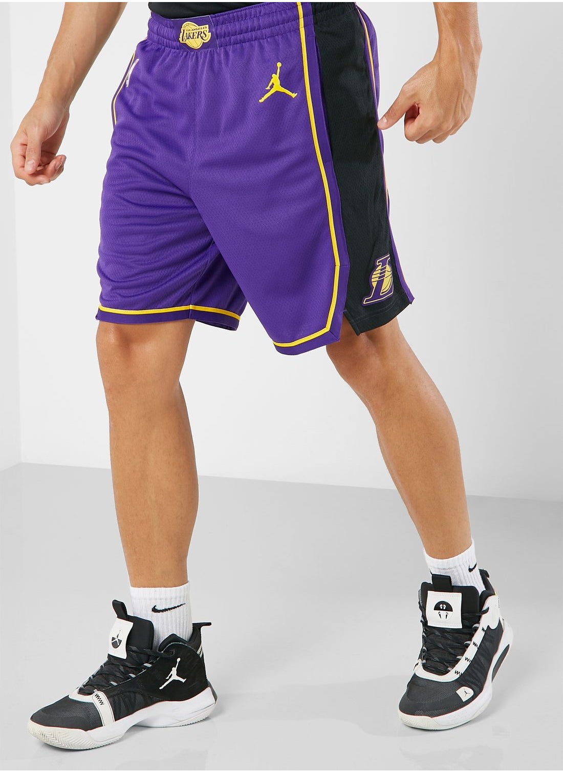 Jordan Los Angeles Lakers Statement Edition Shorts - DO9432-504