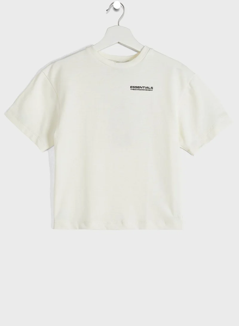 ذا جيفينج موفمنت تيشيرت فضفاض